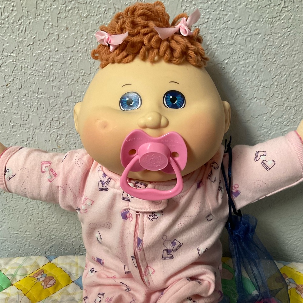 Cabbage Patch Kids Girl Babyland Exclusive 2008 Blue Eyes Brown Tuft 17 in